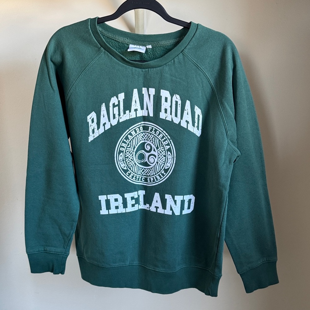 Green Sweatshirt